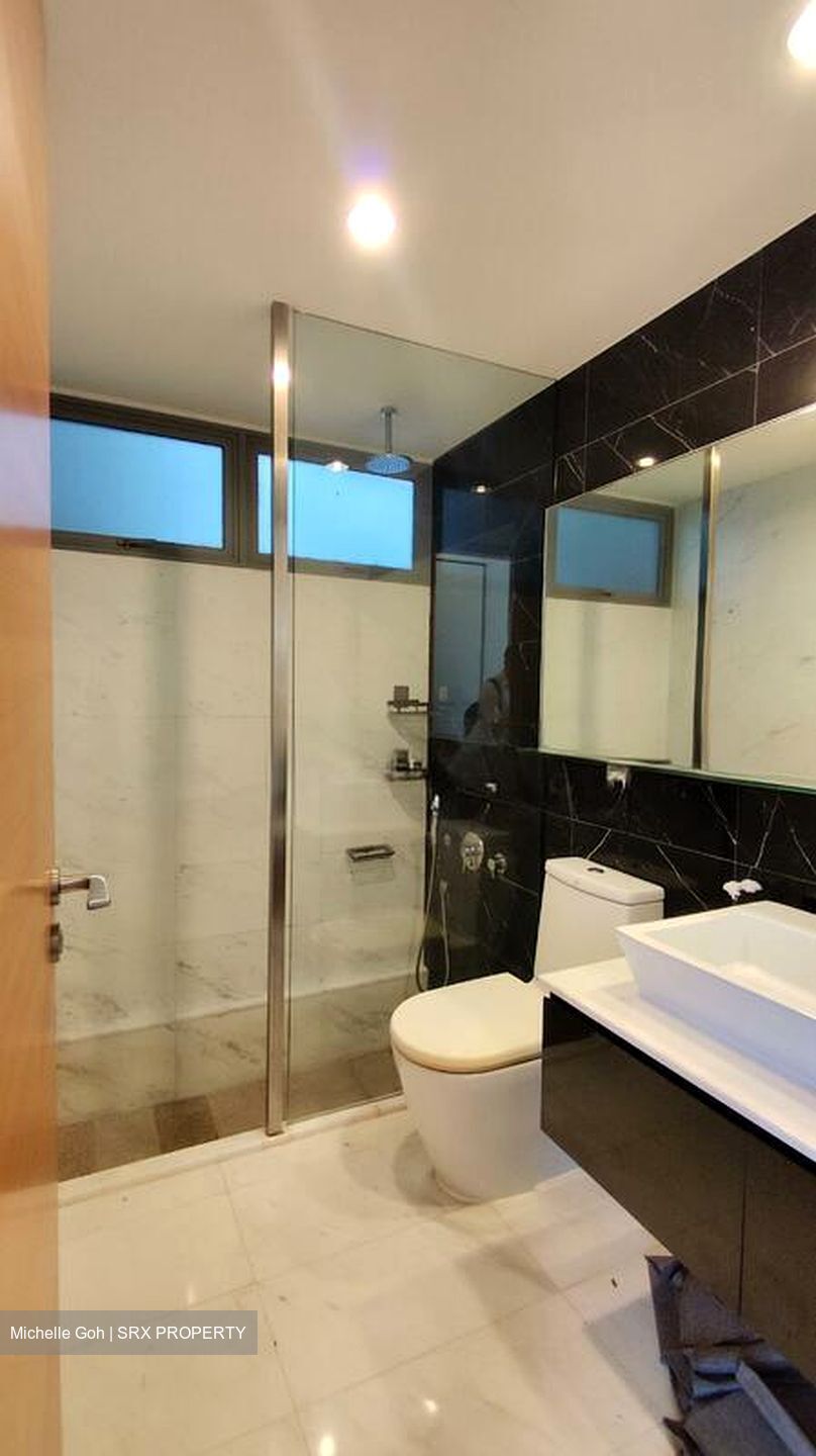 Centro Residences (D20), Condominium #504557561